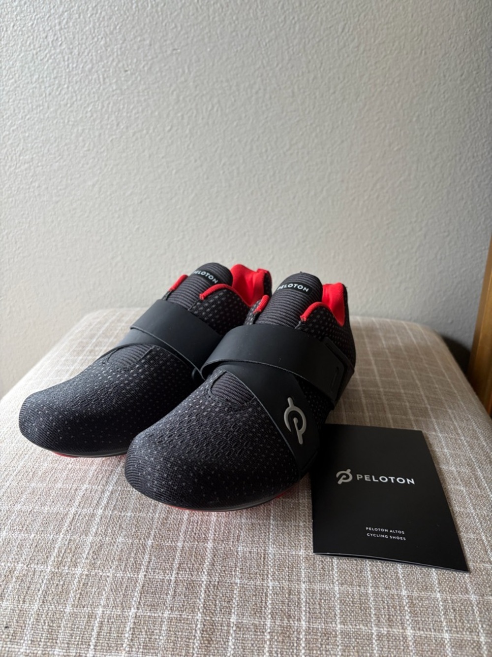 Peloton Black Altos Cycling Shoes with Red Accents W9